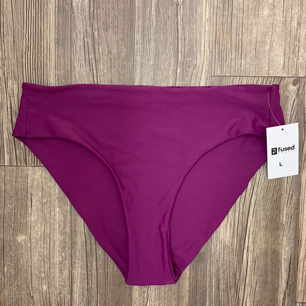Fused Hawaii swim bottom